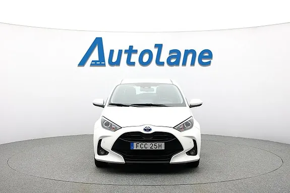 Toyota Yaris 2023 photo 3