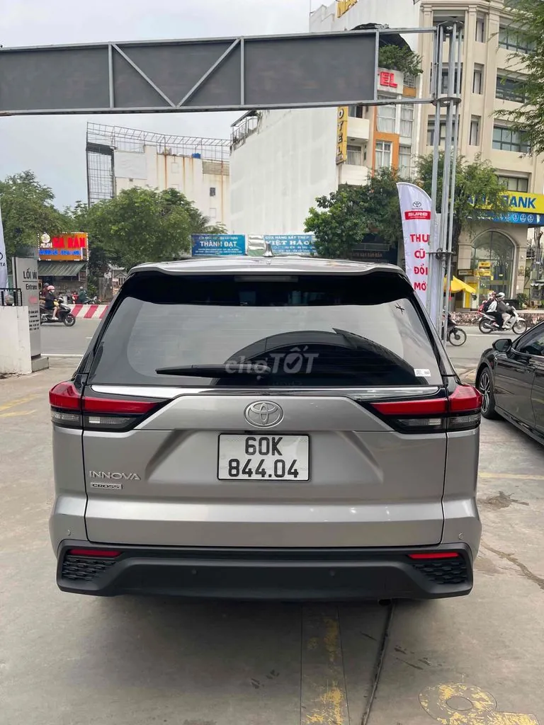 Toyota Innova Cross 2025 photo 5