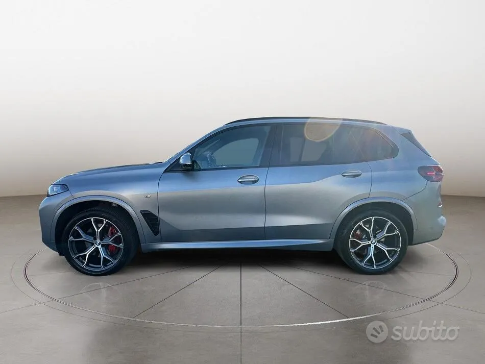 BMW X5 2024 photo 2