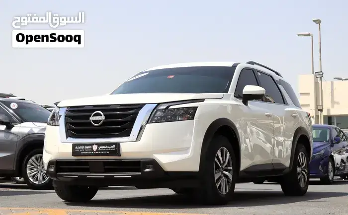 Nissan Pathfinder 2023 photo 2