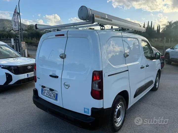 Opel Combo 2021 photo 2