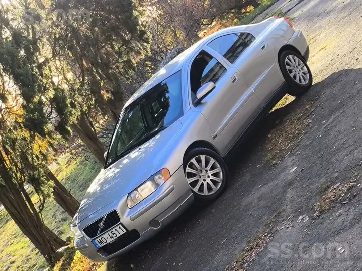 Volvo S60