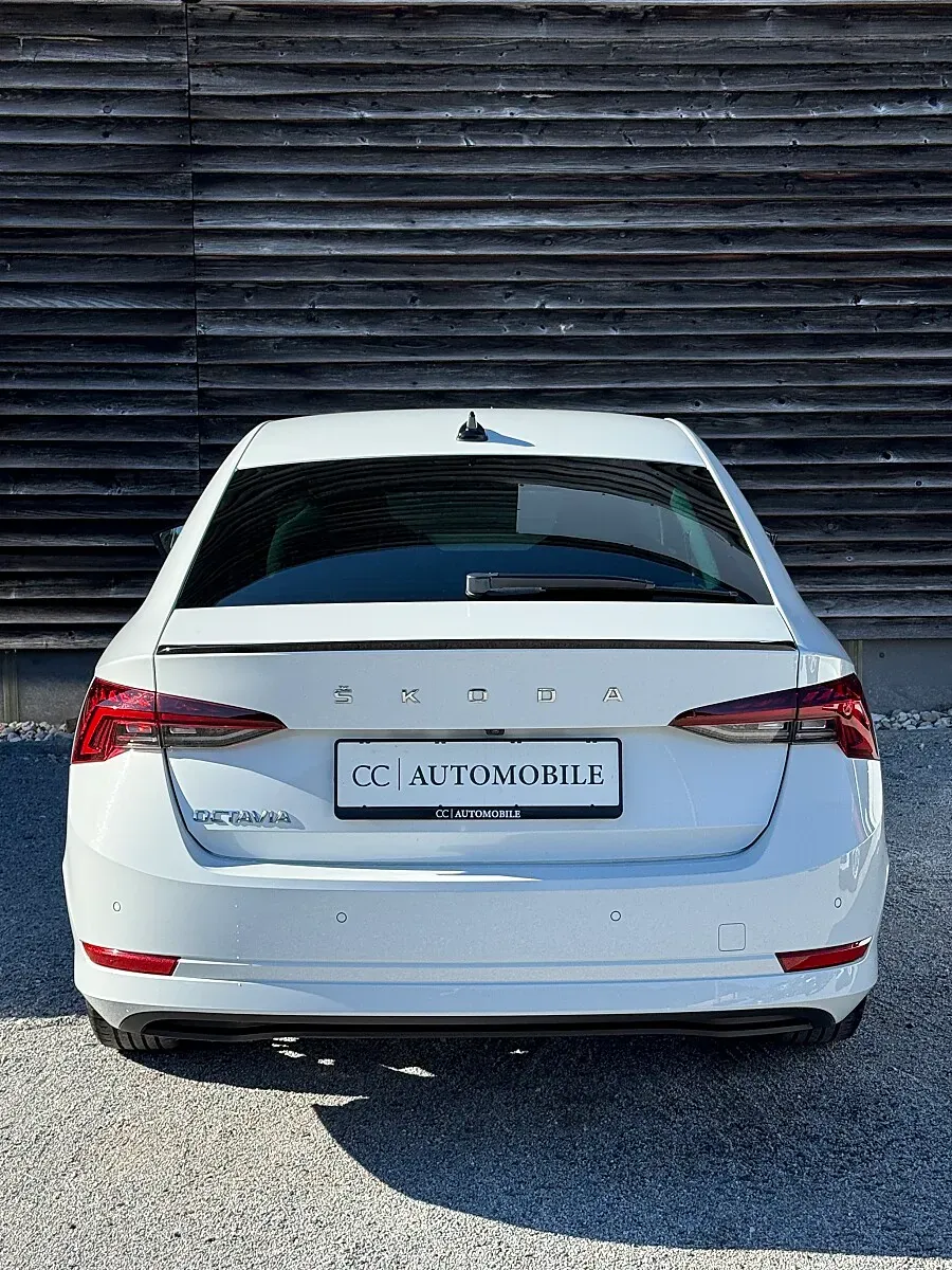 Skoda Octavia 2023 photo 5