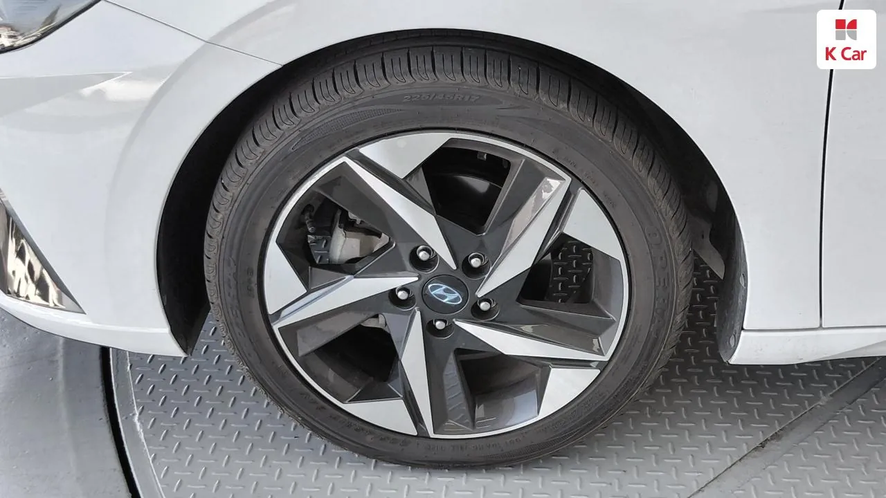 Hyundai Avante 2021 photo 5