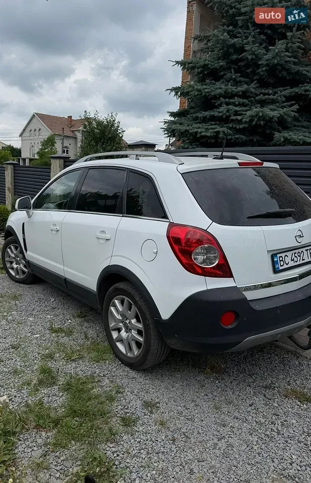 Opel Antara 2009 photo 3