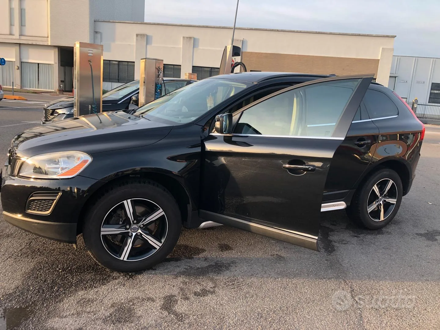 Volvo Xc60 2011 photo 3