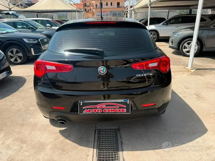 Alfa Romeo Giulietta 2017 photo 5