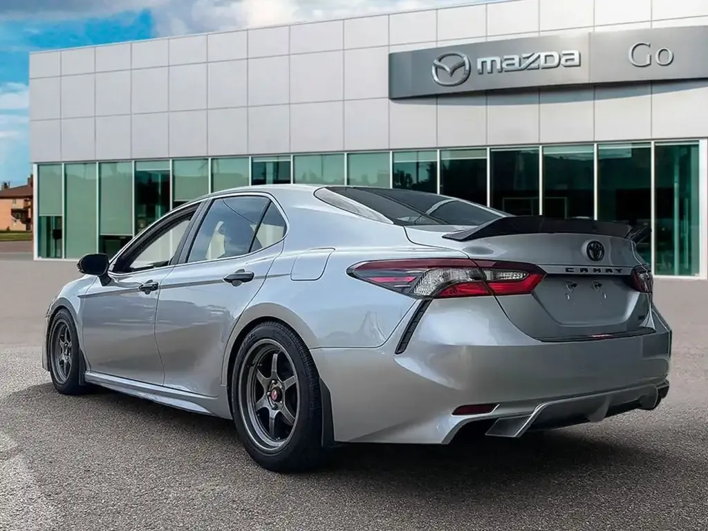 Toyota Camry 2022 photo 4