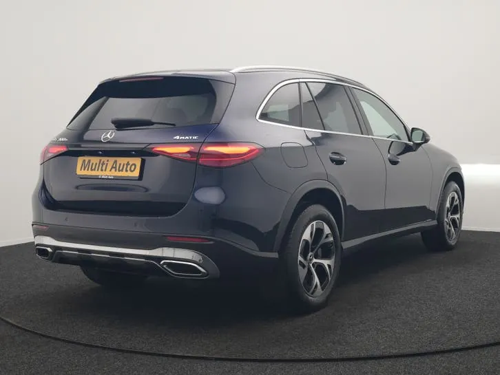 Mercedes-Benz Glc 300E 2023 photo 3