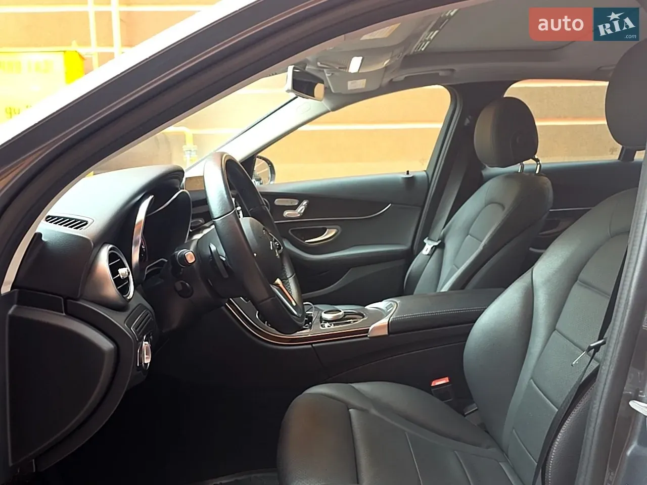 Mercedes-Benz C-Class 2020 photo 5