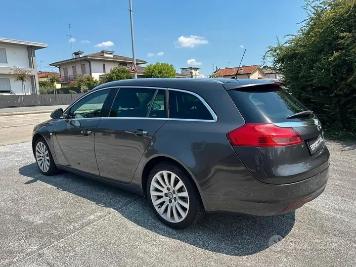 Opel Insignia 2011 photo 4