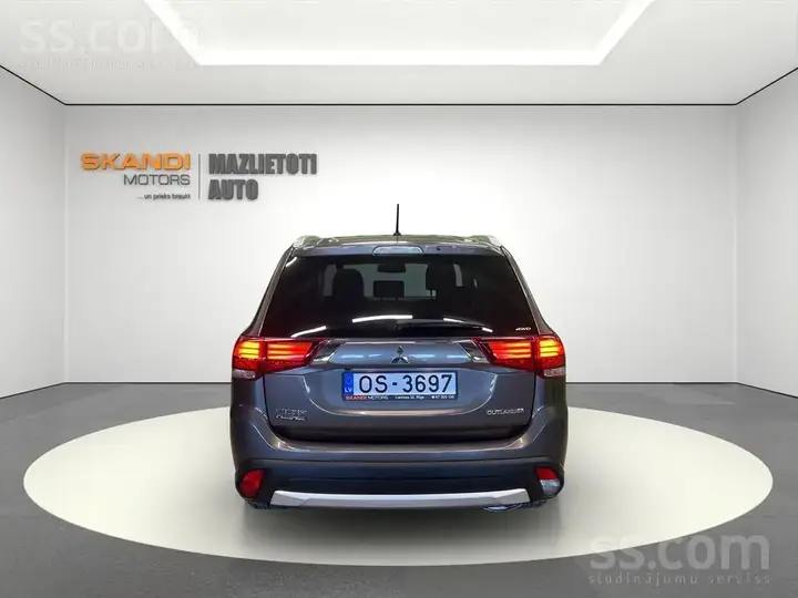 Mitsubishi Outlander 2016 photo 5