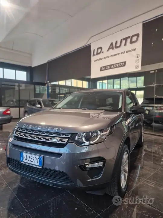 Land Rover Discovery Sport 2015 photo 2