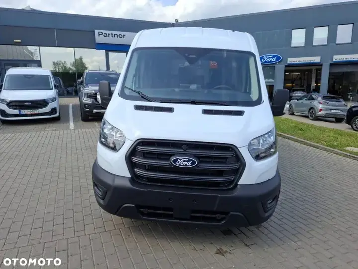 Ford Transit 2026 photo 2