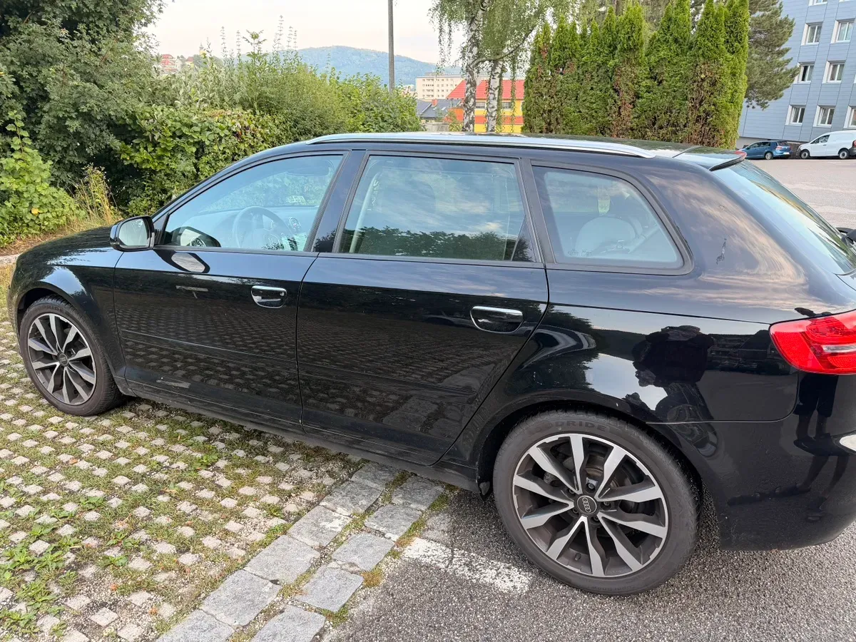 Audi A3 2012 photo 2