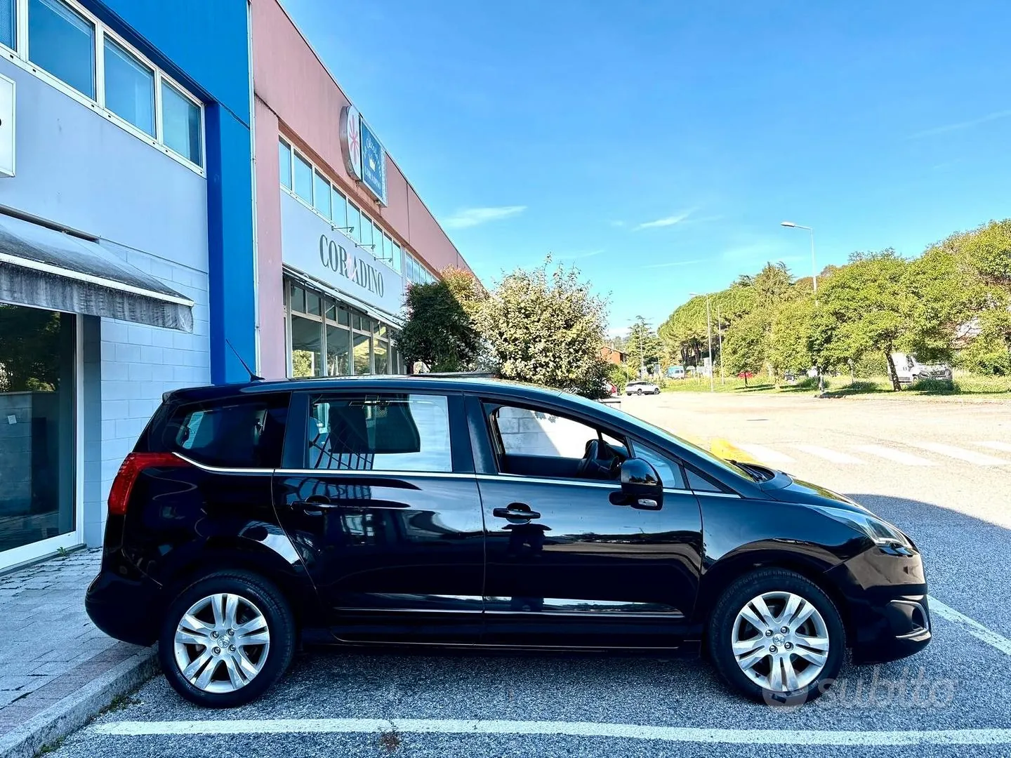 Peugeot 5008 2015 photo 4