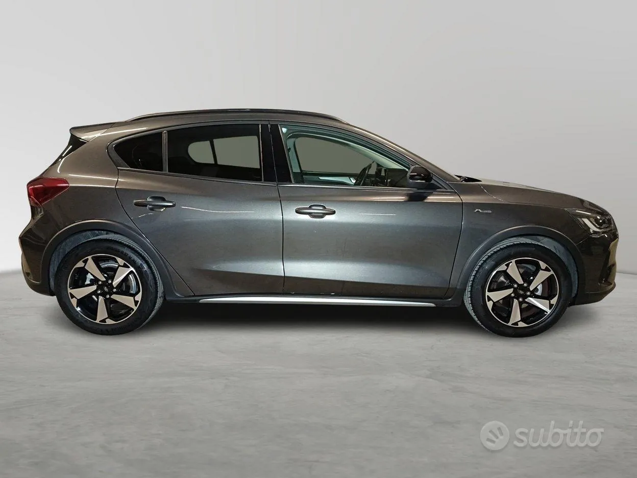 Ford Focus photo 5
