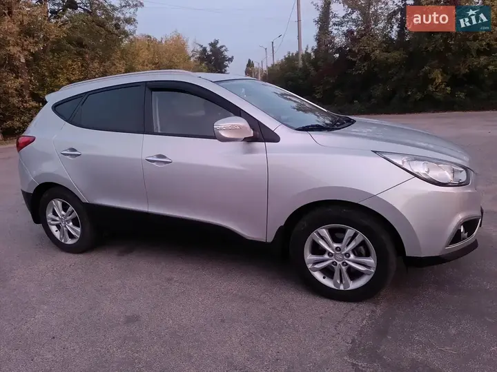 Hyundai Ix35 2011 photo 3