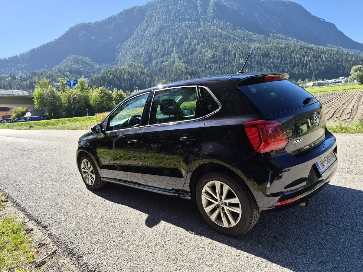 Volkswagen Polo 2016 photo 2