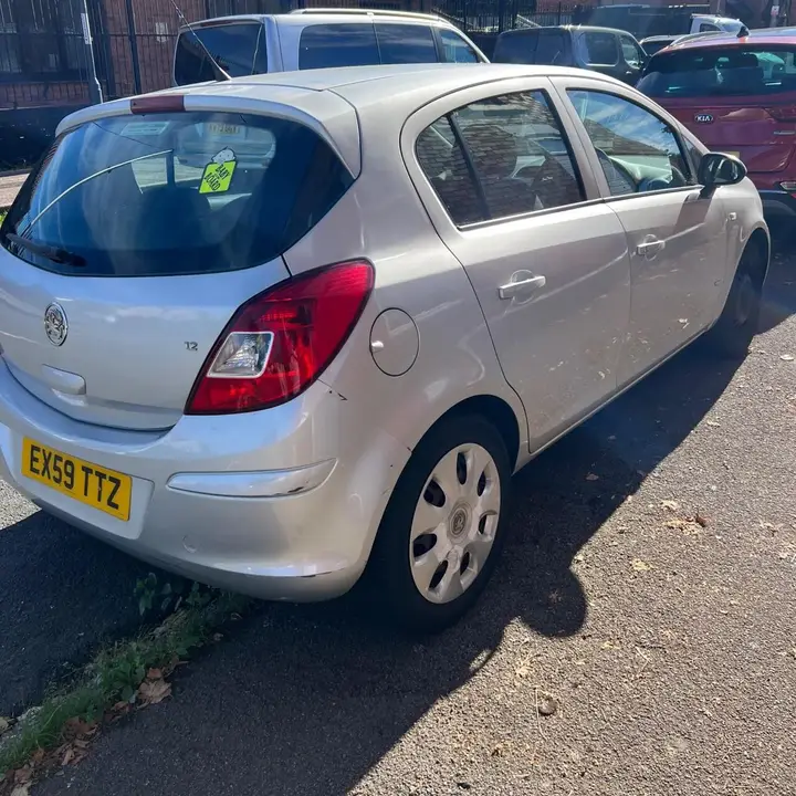 Vauxhall Corsa 2009 photo 4