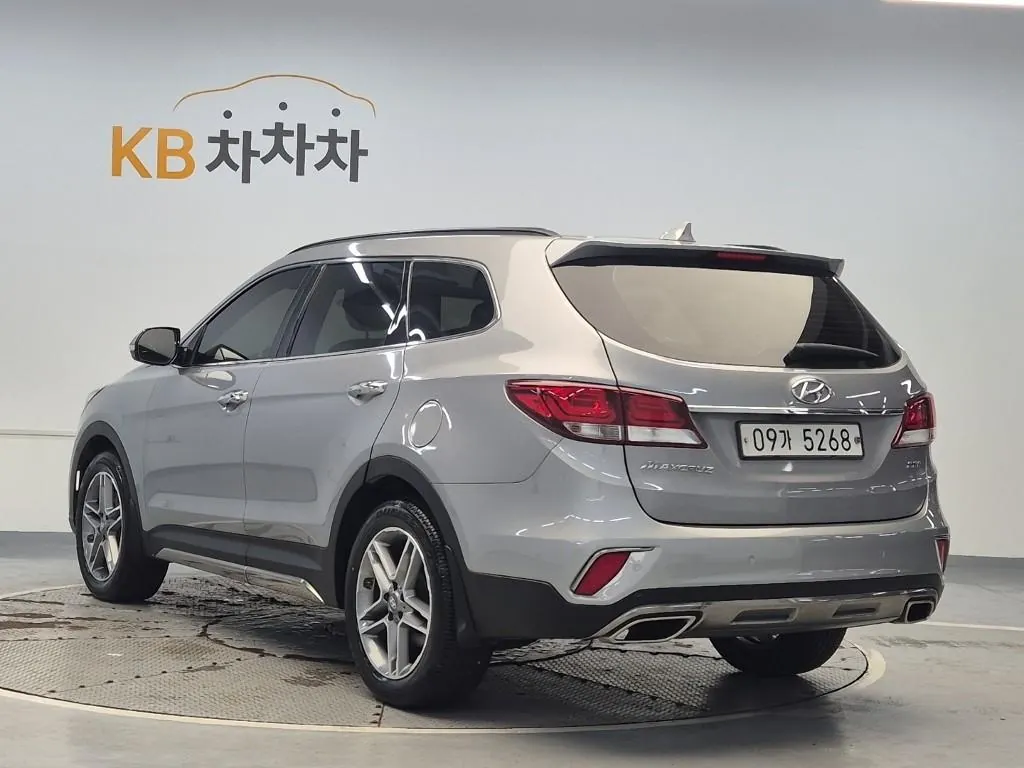 Hyundai Starex 2018 photo 2