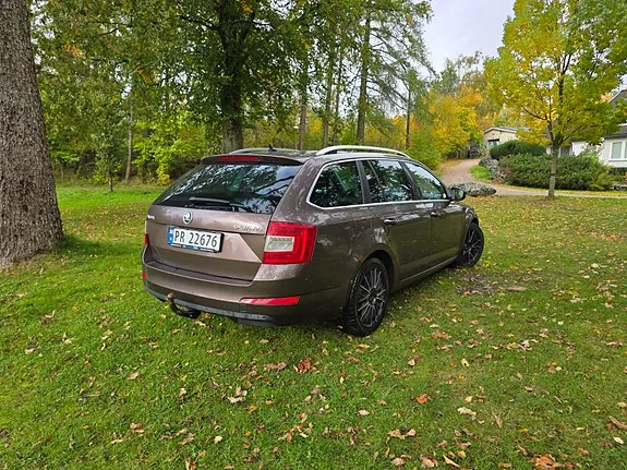 Skoda Octavia 2014 photo 5