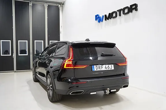 Volvo V60 Cross Country 2019 photo 4