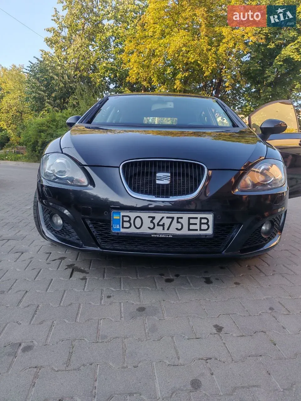 Seat Leon 2011 photo 2