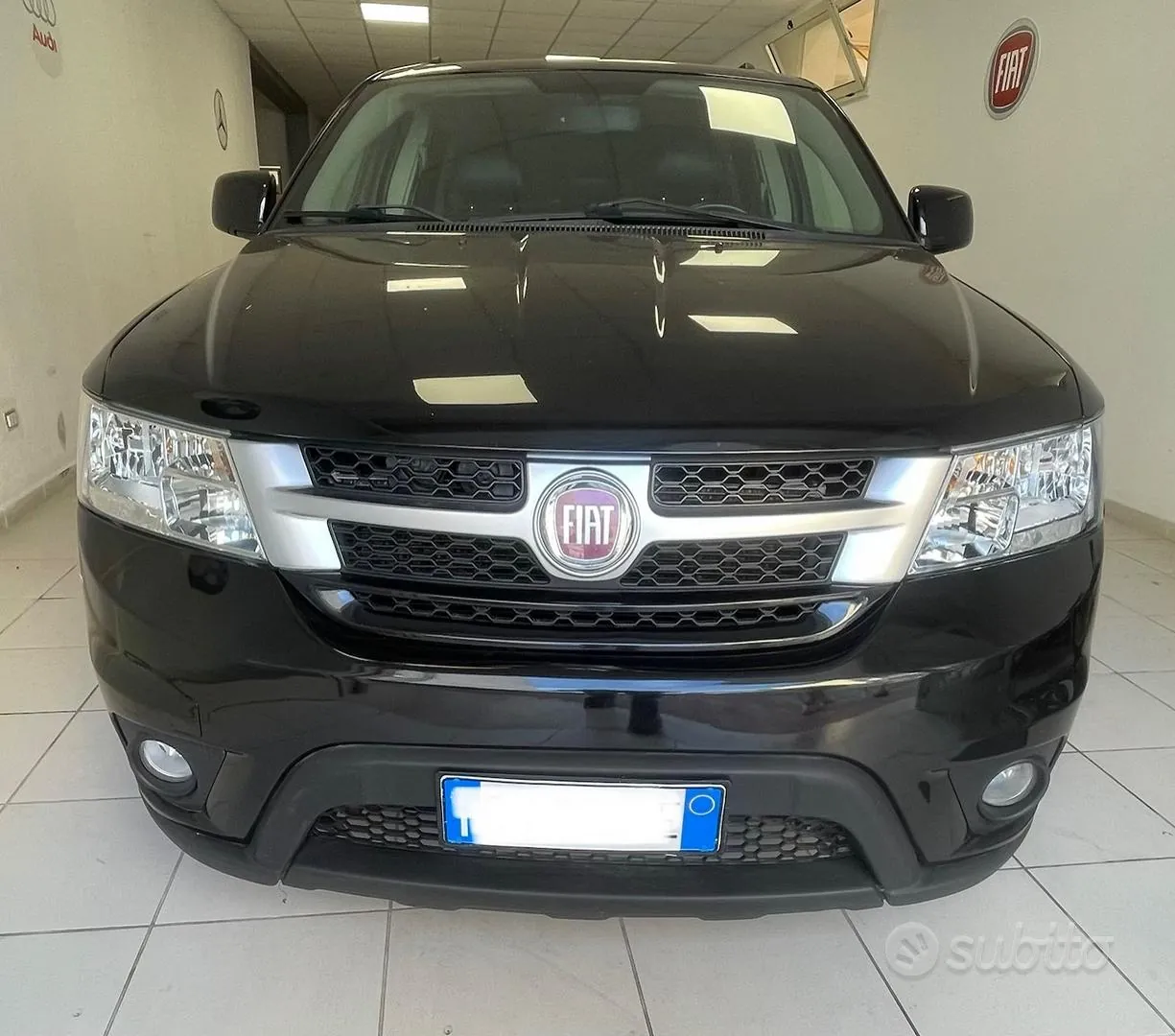 Fiat Freemont 2012 photo 2