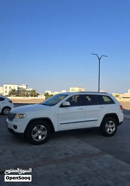 Jeep Grand Cherokee 2013 photo 2