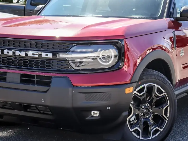 Ford Bronco Sport 2026 photo 2