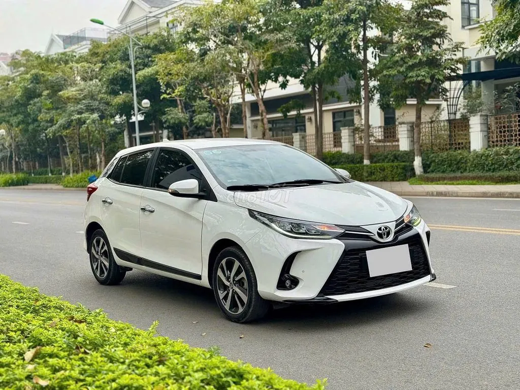 Toyota Yaris 2021 photo 2