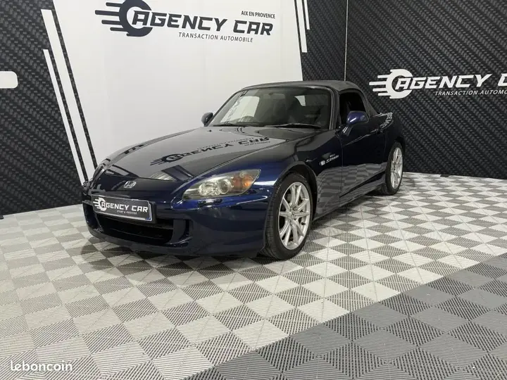 Honda S2000 2004 photo 2