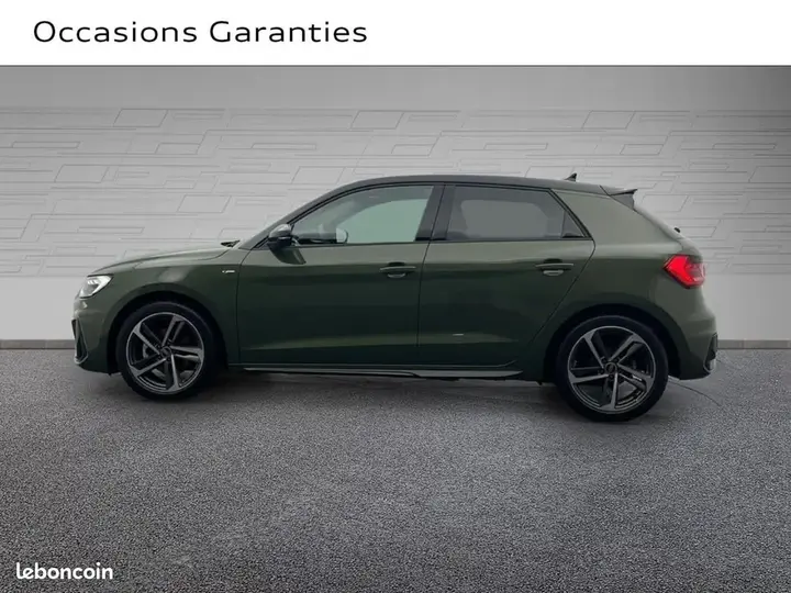 Audi A1 2025 photo 2