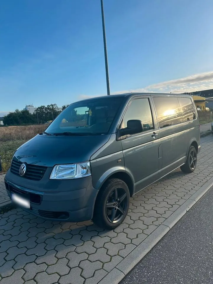 Volkswagen T5 Caravelle