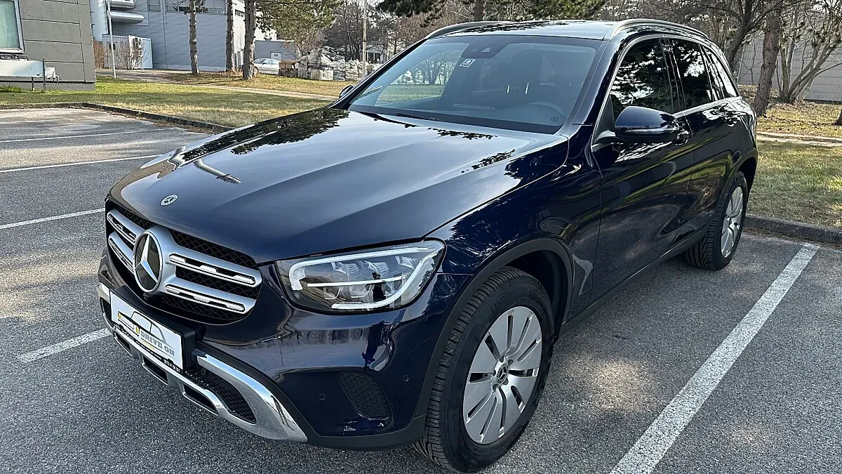 Mercedes-Benz Glc-Class 2022 photo 2