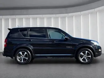 KG Mobility Rexton 2016 photo 3