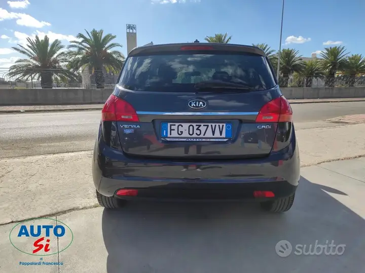 Kia Venga 2017 photo 5