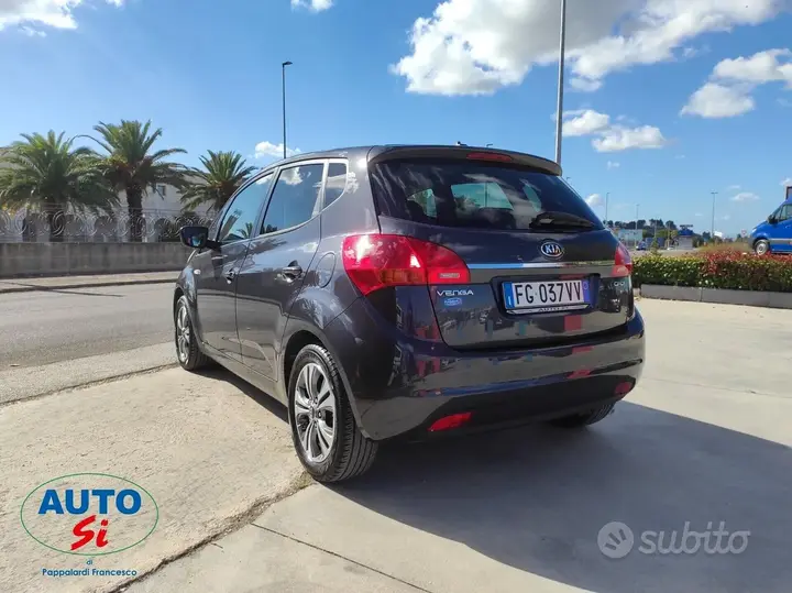 Kia Venga 2017 photo 4