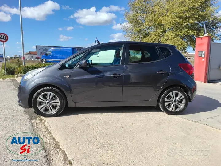 Kia Venga 2017 photo 3