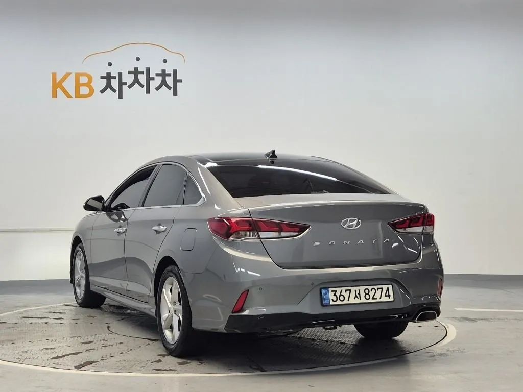 Hyundai Sonata 2018 photo 2