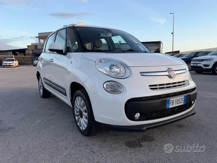 Fiat 500L 2015 photo 2