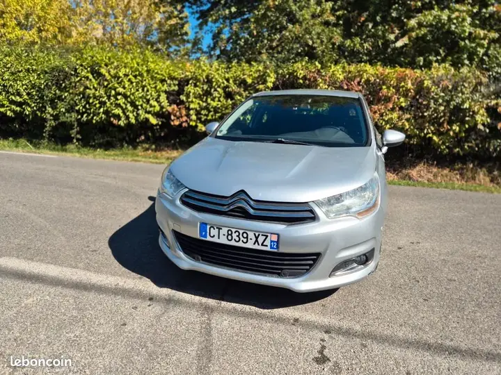 Citroen C4 2013 photo 3