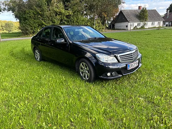 Mercedes-Benz C180