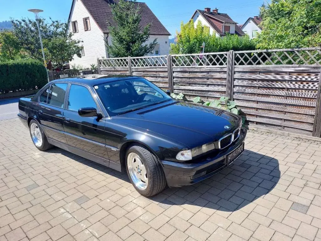 BMW 7 Series 1997 photo 3