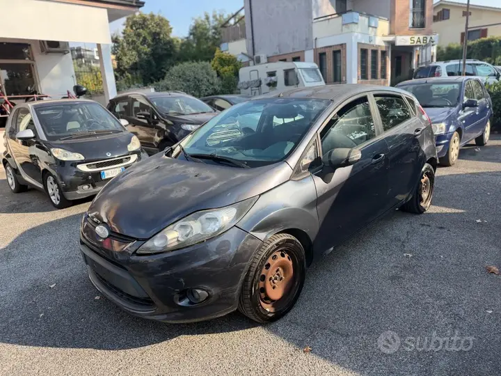 Ford Fiesta 2009 photo 2