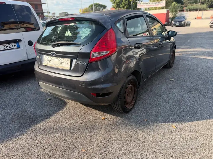 Ford Fiesta 2009 photo 3