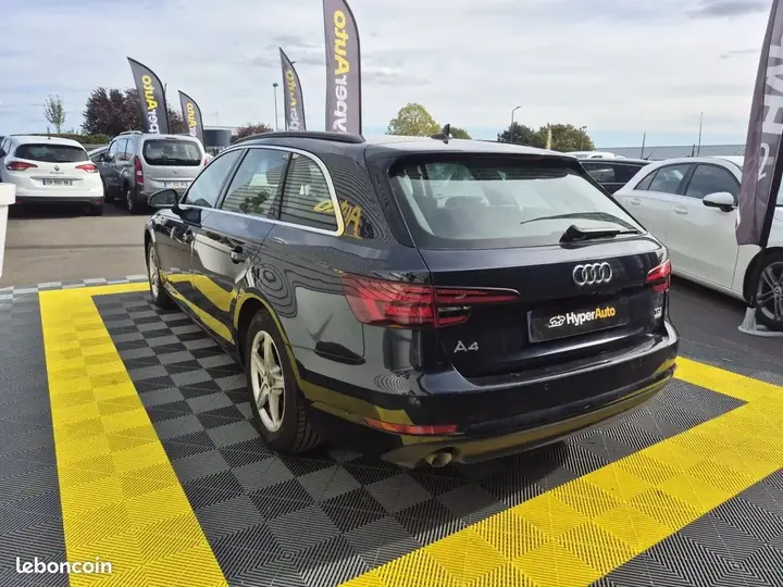 Audi A4 2018 photo 4