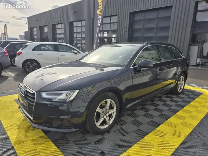 Audi A4 2018 photo 3
