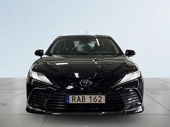 Toyota Camry 2024 photo 2
